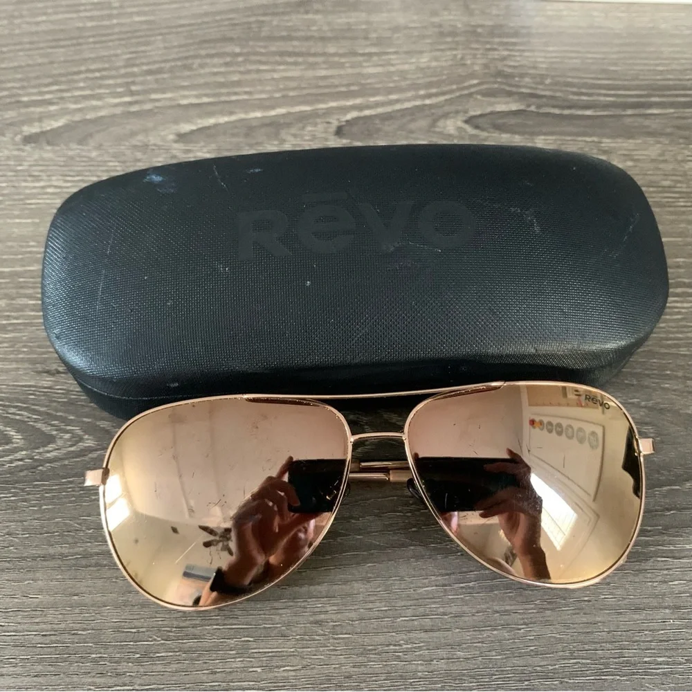 Revo Sunglasses Relay Women's Polarized Lens Medium Aviator Frame Rose Gold